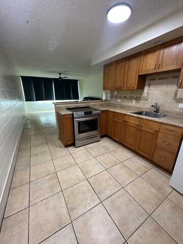 111 Kahului Beach Rd, Kahului, HI 96732