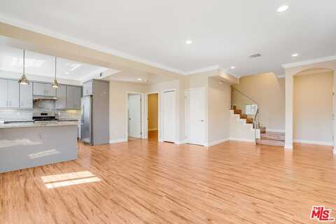 1850 S Barrington Ave, Los Angeles, CA 90025
