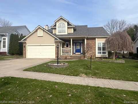 536 Thornehill Trail, Oxford, MI 48371