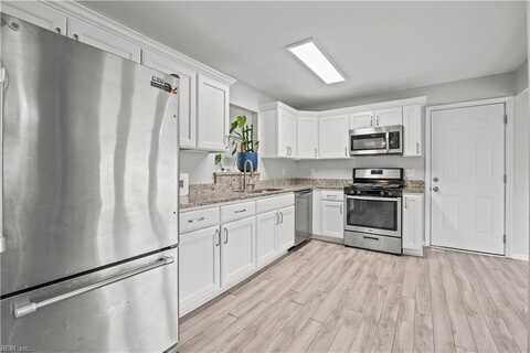 1603 Belafonte Drive, Portsmouth, VA 23701