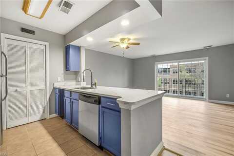 111 High Street, Portsmouth, VA 23704