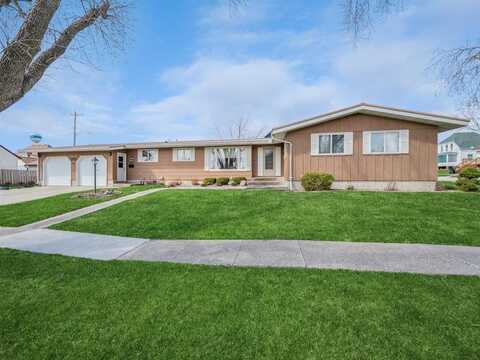 301 1st Street, Keystone, IA 52249