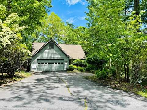 1005 Utsonati Lane, Brevard, NC 28712