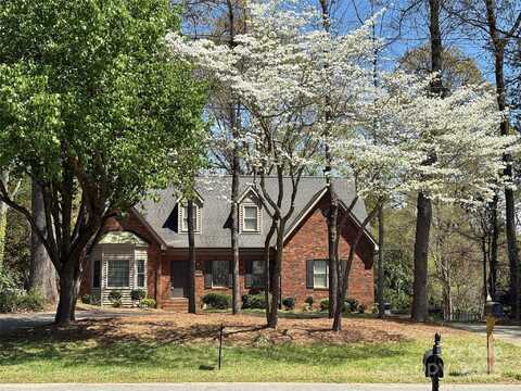 119 Lakenheath Lane, Matthews, NC 28105
