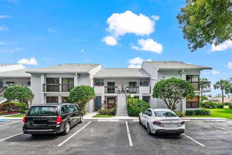 5054 Golfview Court, Delray Beach, FL 33484