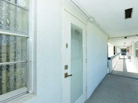 45 Farnham B, Deerfield Beach, FL 33442