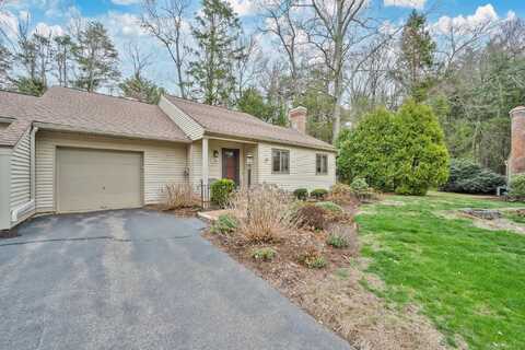 18 The Laurels, Enfield, CT 06082