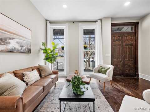 900 W Clay Street, Richmond, VA 23220