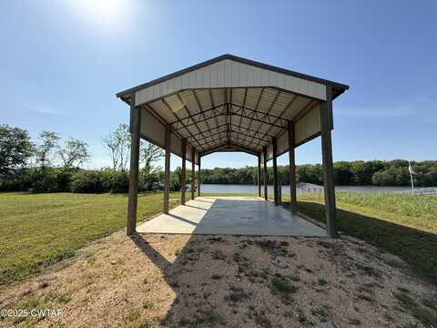 2857 Hardin Bottom River Road, Clifton, TN 38425