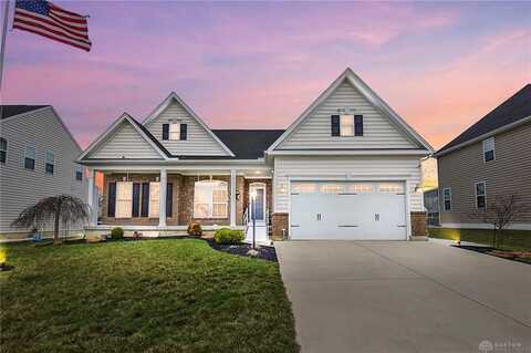 2531 Blueflag Street, Tipp City, OH 45371