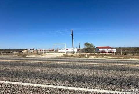 2427 fm 462, Moore, TX 78057