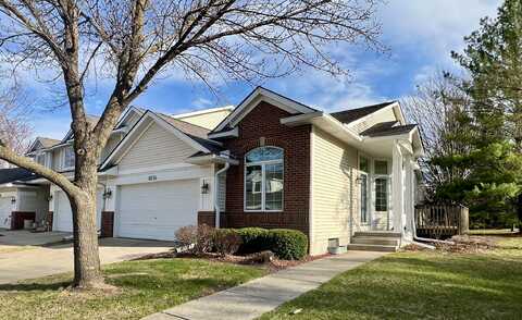 8836 Denton Place, Johnston, IA 50131