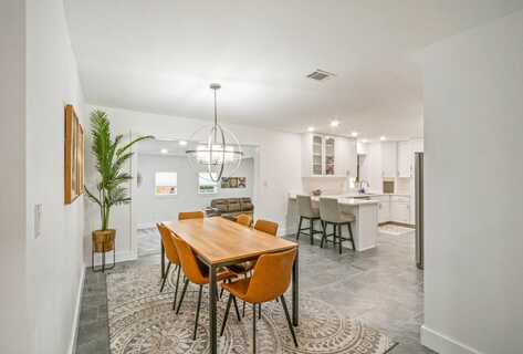 128 NE Fulmar Circle, Fort Walton Beach, FL 32548