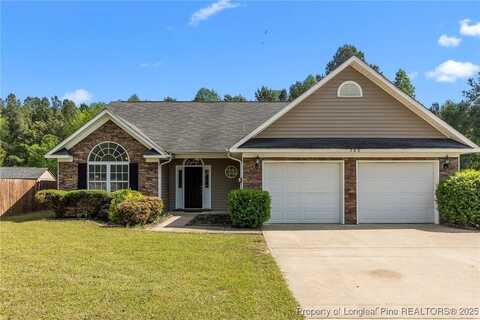 705 Fairfield Circle, Raeford, NC 28376