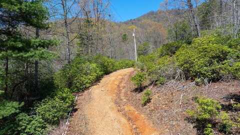 25 Mallory Mtn, Franklin, NC 28734