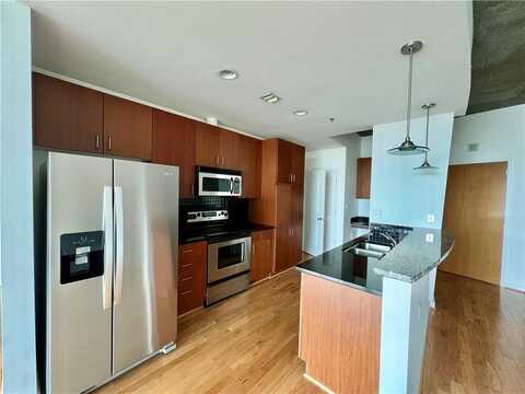 923 Peachtree Street NE, Atlanta, GA 30309