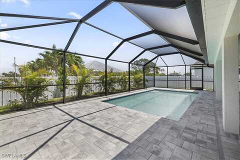 1623 NW 11th Terrace, Cape Coral, FL 33993