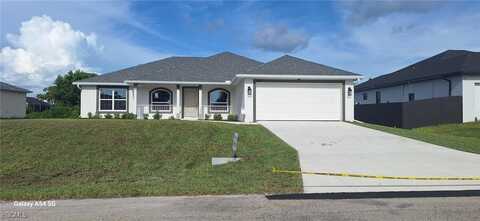 2215 NE 22nd Place, Cape Coral, FL 33909