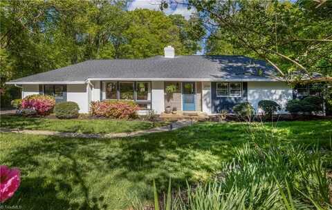 2709 Loch Drive, Winston Salem, NC 27106