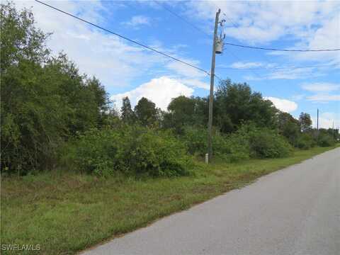 2028 Wanda Avenue N, Lehigh Acres, FL 33971