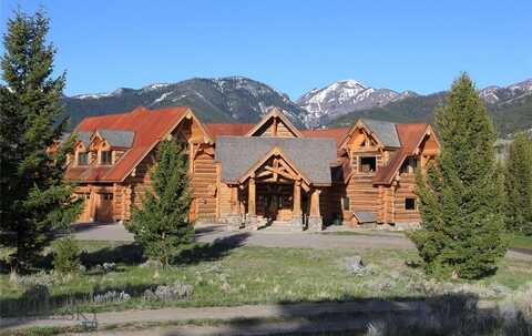 569/571 Cinnabar Basin Road, Gardiner, MT 59030