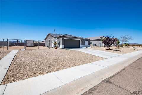 399 S Mormon Flat Road, Golden Valley, AZ 86413
