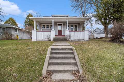 55 Cypress Street, Manistee, MI 49660