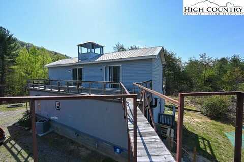 2668 Reedy Branch Road, Purlear, NC 28665