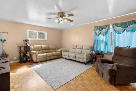 1817 Granada Drive, Twin Falls, ID 83301