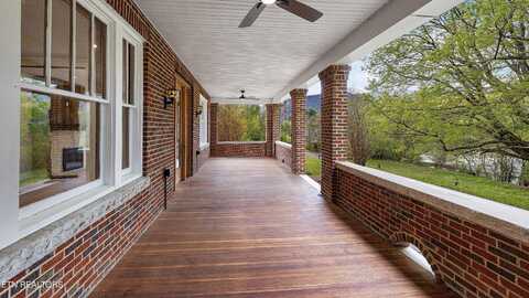 4537 Old Walland Hwy, Walland, TN 37886