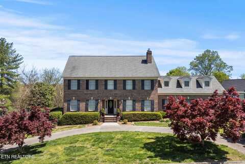 1066 White Oak Ave, Maryville, TN 37803