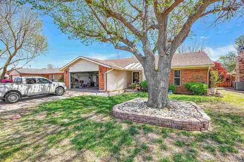 1807 NW 76th St, Lawton, OK 73505