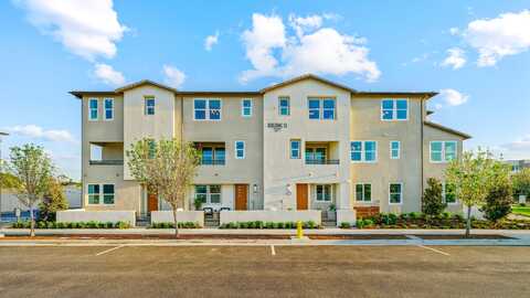1870 S Union St #21, Anaheim, CA 92805