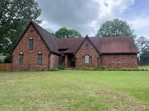 9135 GREENBRIER, Germantown, TN 38139