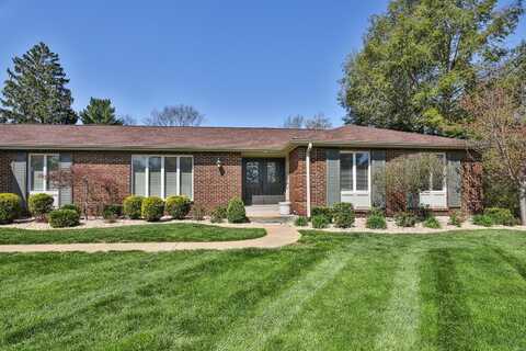 112 Castle Drive, Florissant, MO 63034