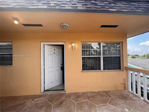 410 SE 4th Ave, Hallandale Beach, FL 33009