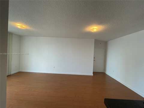 601 NE 23rd St, Miami, FL 33137