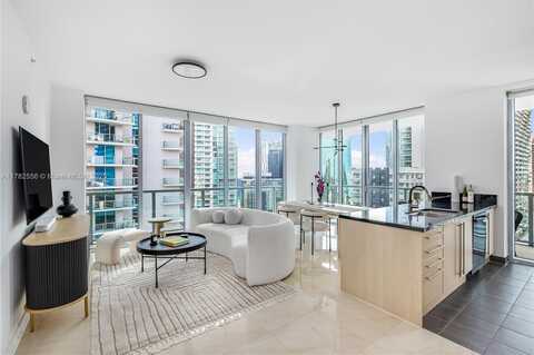 1111 SW 1st Ave, Miami, FL 33130
