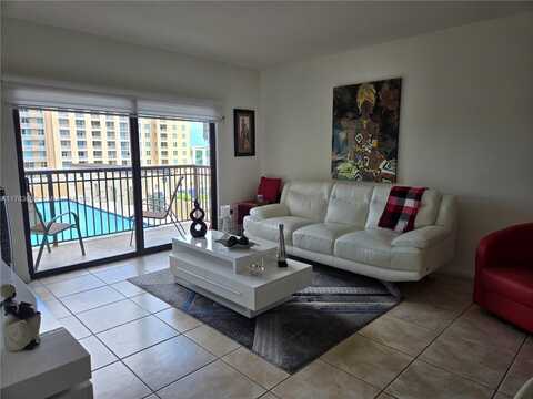 4242 NW 2nd St, Miami, FL 33126