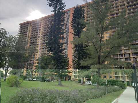 290 174th St, Sunny Isles Beach, FL 33160