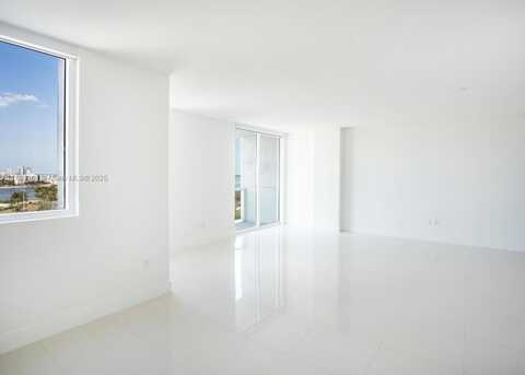 244 Biscayne Blvd, Miami, FL 33132