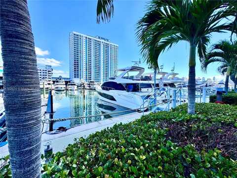 17211 Biscayne Blvd, Boat Slip 15, North Miami Beach, FL 33160