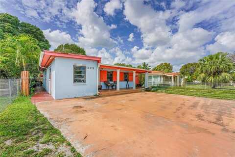 220 E 61st St, Hialeah, FL 33013