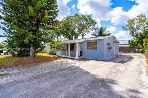 2810 NW 171st Ter, Miami Gardens, FL 33056