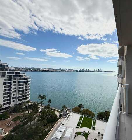 770 Claughton Island Dr, Miami, FL 33131
