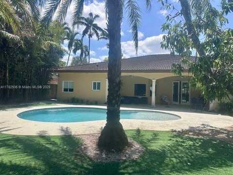 6845 SW 52nd St, Miami, FL 33155
