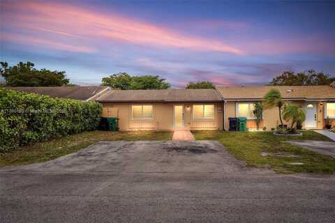 15389 SW 69th Ln, Miami, FL 33193