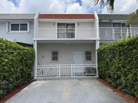 1845 W 73rd Pl, Hialeah, FL 33014