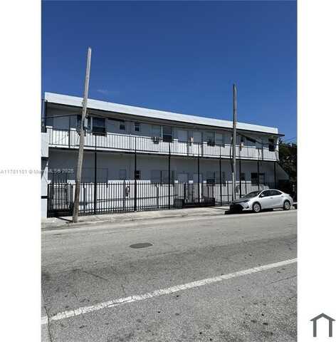 467 NW 8th St, Miami, FL 33136