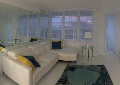 100 Lincoln Rd, Miami Beach, FL 33139